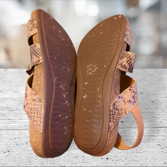 Clark's artisan strappy open toe sling back sandal 8.5 - Picture 5 of 15